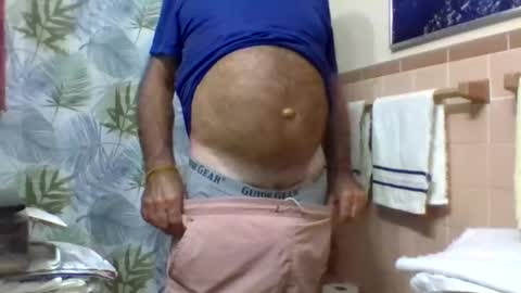 gojo885 online show from 04/18/26, 11:49