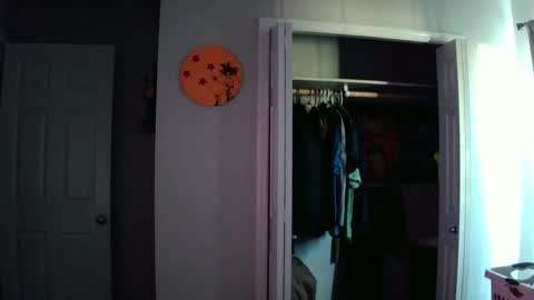 gokugarrison4334 online show from 10/27/25, 07:51