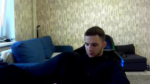 Golden boyyy21 online show from 02/13/25, 12:11