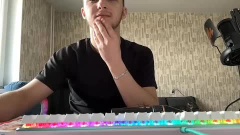 Golden boyyy21 online show from 02/16/25, 08:32