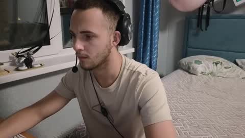 Golden boyyy21 online show from 09/08/25, 04:28