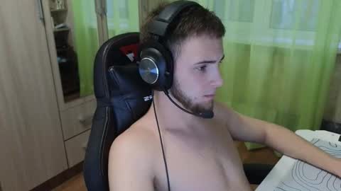 Golden boyyy21 online show from 12/05/25, 06:22