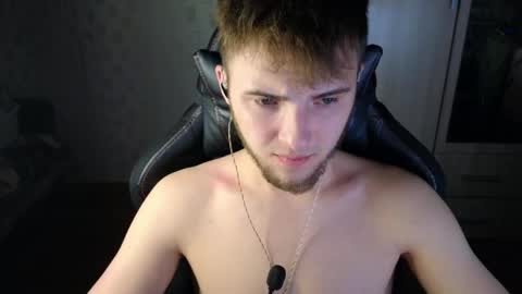 Snapshot of golden_boyyy21 chatting on 04/06/26, 09:38 Golden boyyy21 online show from 04/06/26, 09:38