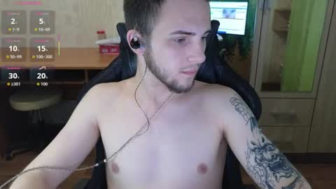 Snapshot of golden_boyyy21 chatting on 06/25/26, 09:19 Golden boyyy21 online show from 06/25/26, 09:19