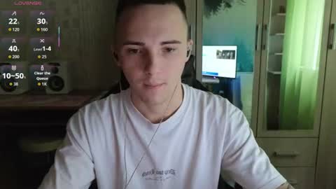 Snapshot of golden_boyyy21 chatting on 07/05/26, 05:36 Golden boyyy21 online show from 07/05/26, 05:36