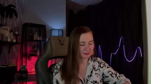 Gloria online show from 05/14/26, 12:01
