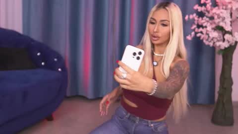 GoldenAmberX online show from 10/14/25, 04:35