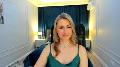 Olivia online show from 02/18/25, 06:58