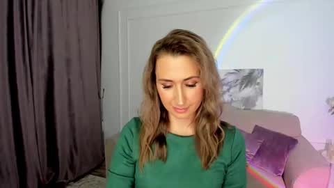 Olivia online show from 11/19/25, 03:50