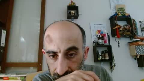 Snapshot of goldenmasculine chatting on 06/12/26, 10:47 goldenmasculine online show from 06/12/26, 10:47