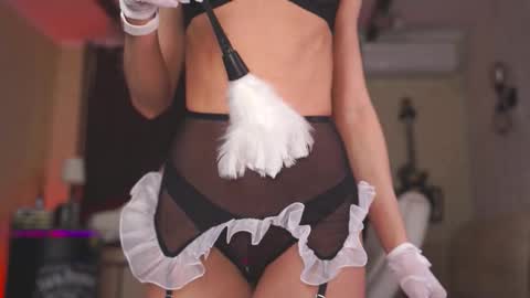 Anna online show from 10/27/25, 02:37