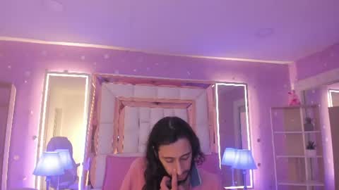 Snapshot of goldentemptation_ chatting on 07/07/26, 07:51 goldentemptation_ online show from 07/07/26, 07:51