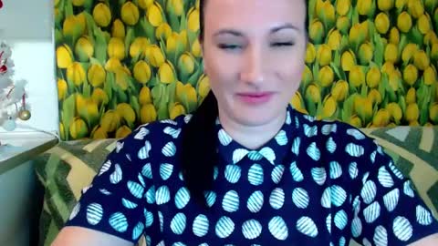 goldmoonn online show from 12/13/24, 09:30