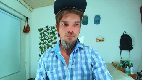 Snapshot of goldy_loyal99 chatting on 02/10/26, 07:12 Goldy Loyal93 online show from 02/10/26, 07:12