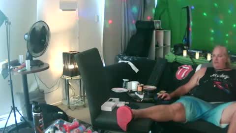 Snapshot of goldyguy011 chatting on 01/23/25, 04:52 goldyguy011 online show from 01/23/25, 04:52