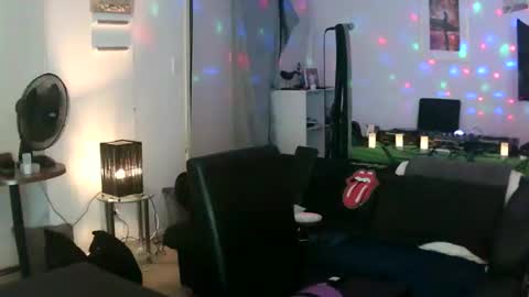 Snapshot of goldyguy011 chatting on 02/13/25, 06:59 goldyguy011 online show from 02/13/25, 06:59