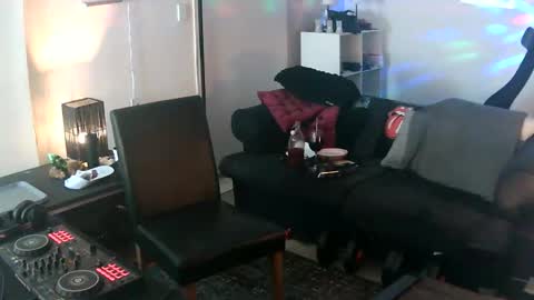 Snapshot of goldyguy011 chatting on 09/18/25, 06:32 goldyguy011 online show from 09/18/25, 06:32