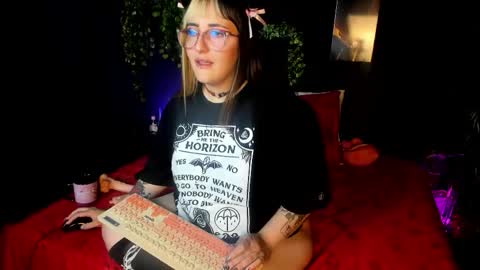 gomory_kitty online show from 04/23/26, 05:04