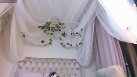 Snapshot of gongjulee chatting on 10/24/25, 12:30 gongjulee online show from 10/24/25, 12:30