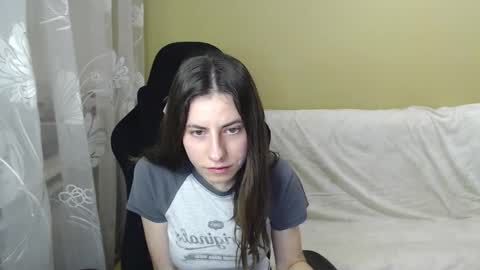 Elizabeth Effie online show from 03/12/26, 04:46