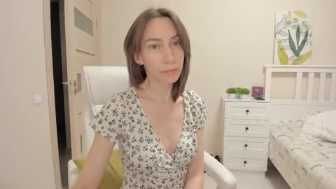 Snapshot of good_glamorgirl chatting on 12/22/25, 02:30 Good GlamorGirl online show from 12/22/25, 02:30