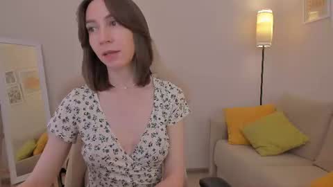 Snapshot of good_glamorgirl chatting on 06/19/26, 03:44 Good GlamorGirl online show from 06/19/26, 03:44