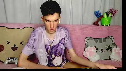 Snapshot of goodboyluca chatting on 05/20/26, 03:18 Luca online show from 05/20/26, 03:18