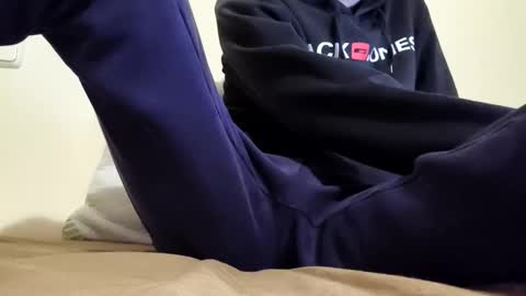 goodboyyy7 online show from 12/01/25, 06:35