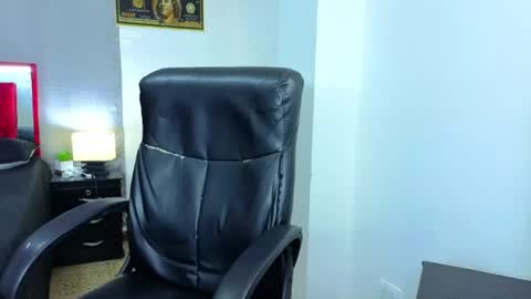 Goodgirlxxxl online show from 06/17/26, 01:08