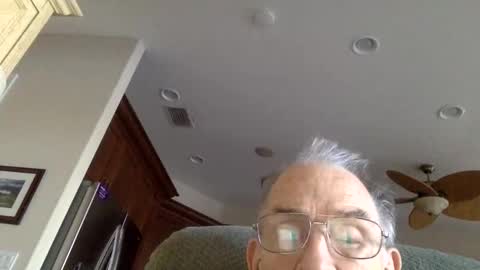 Sweet old guy online show from 02/11/25, 10:07