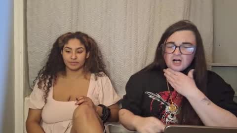 Snapshot of goodgrl1799 chatting on 02/24/25, 08:58 goodgrl1799 online show from 02/24/25, 08:58