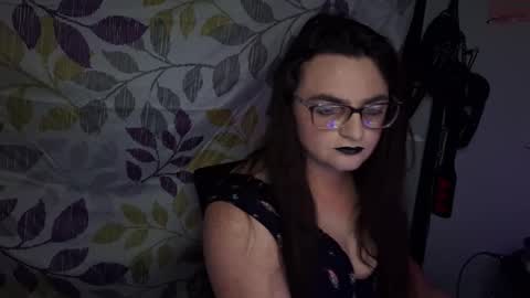 Snapshot of goodgrl1799 chatting on 09/21/25, 03:41 goodgrl1799 online show from 09/21/25, 03:41