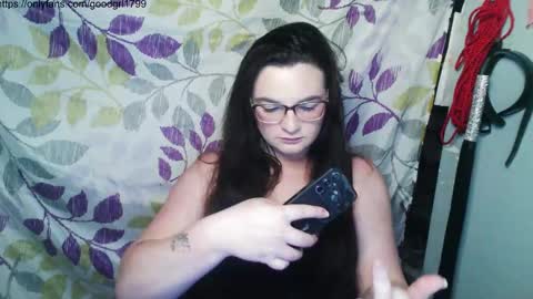 Snapshot of goodgrl1799 chatting on 12/02/25, 03:45 goodgrl1799 online show from 12/02/25, 03:45