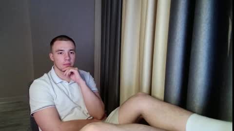 Snapshot of goodmasterpum chatting on 11/04/25, 12:43 Pum online show from 11/04/25, 12:43