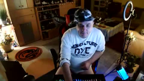 google5001 online show from 10/02/25, 03:35