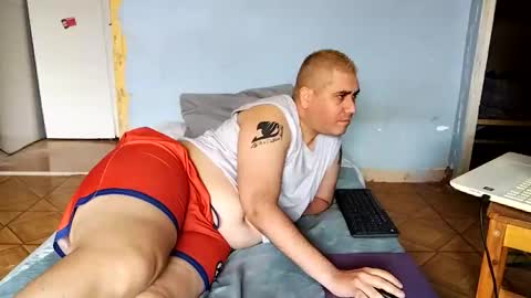 Snapshot of gorak32 chatting on 05/01/26, 02:10 GoraK online show from 05/01/26, 02:10