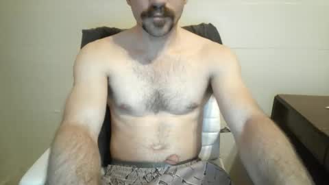 Snapshot of gord210 chatting on 05/26/26, 02:18 cowboy830 online show from 05/26/26, 02:18