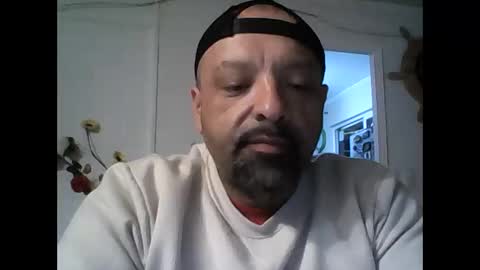 Snapshot of gordo198369 chatting on 11/04/25, 01:38 FLy online show from 11/04/25, 01:38