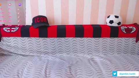 Snapshot of gordonhunt chatting on 02/12/25, 09:10 Gordon Hunt online show from 02/12/25, 09:10