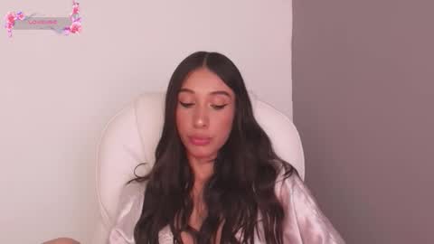 Rose  online show from 12/16/25, 09:03