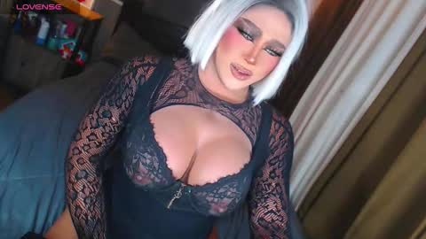 Samantha online show from 09/10/25, 03:23