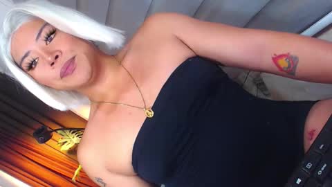 Samantha online show from 03/19/26, 02:04