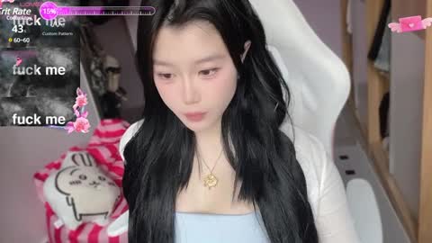 gorgeous girl33 online show from 02/26/25, 12:49