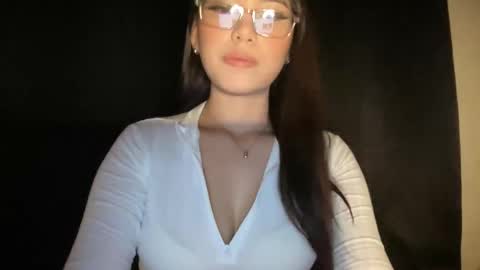 Lyn online show from 04/03/26, 07:39