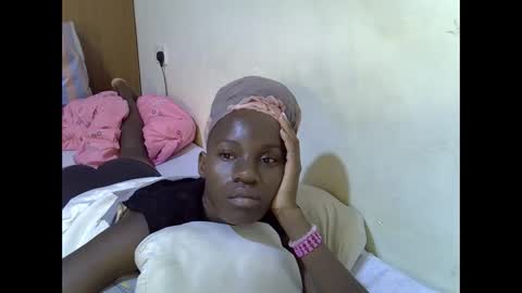 gorgeous_maya1 online show from 11/02/25, 09:00