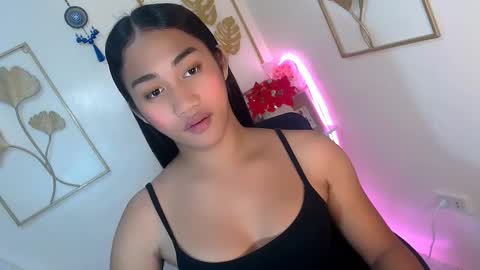 gorgeous_niicole online show from 11/04/25, 07:35