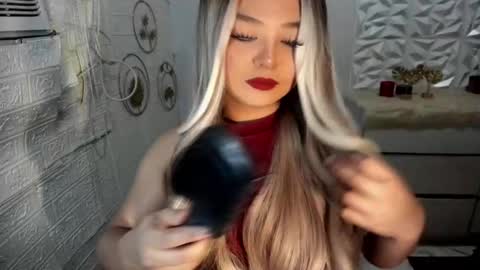 Amanda rose online show from 10/30/25, 08:49