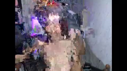 Snapshot of gorgeousbombshellx chatting on 04/28/26, 04:50 mikay online show from 04/28/26, 04:50