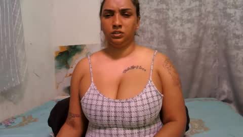 Snapshot of gorgeouslips10 chatting on 05/23/26, 04:22 gorgeouslips10 online show from 05/23/26, 04:22