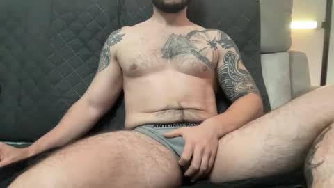 Snapshot of gorgorothe chatting on 10/08/25, 03:31 Stef online show from 10/08/25, 03:31